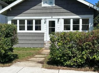 925 E Donald St, South Bend, IN 46613