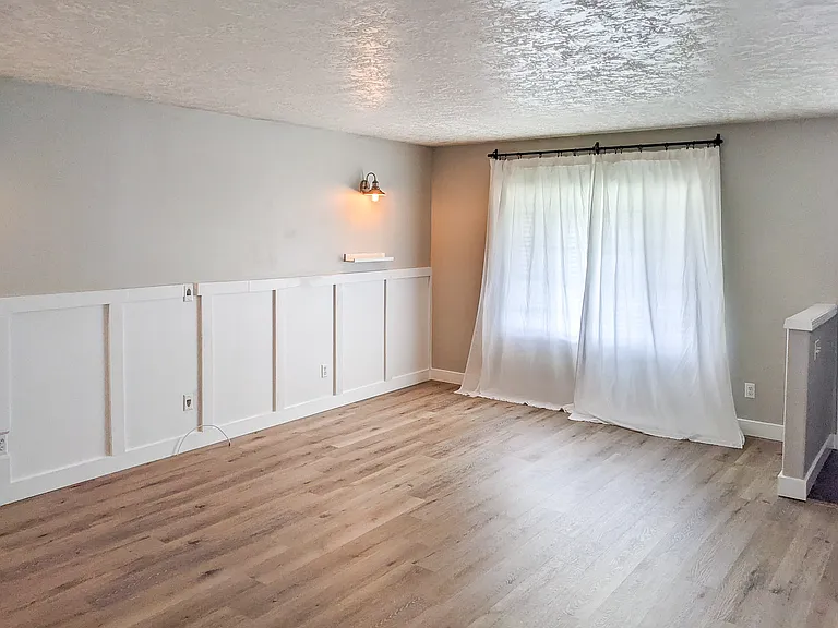 5500 Doogan Ct SE — Photo 6