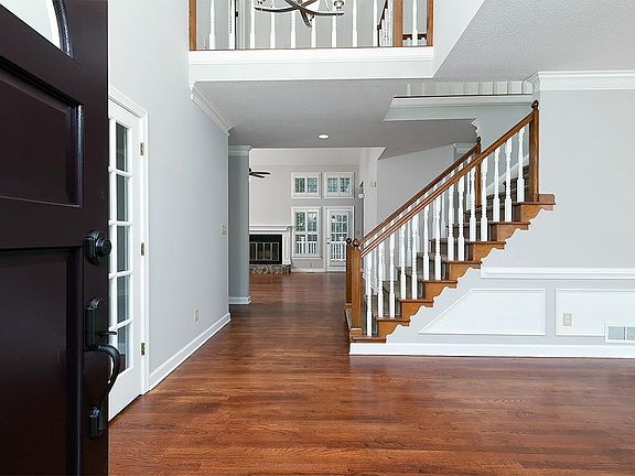 5th image of 4528 Forest Peak Cir