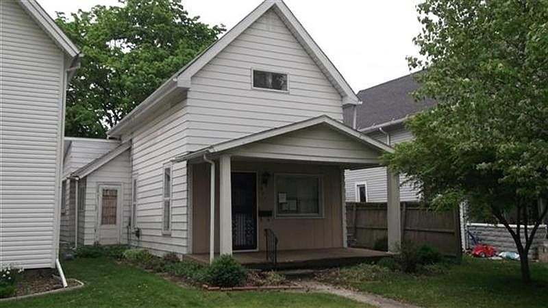 1st image of 521 College Ave