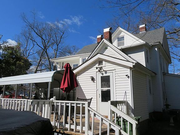 3rd image of 422 Hamilton St