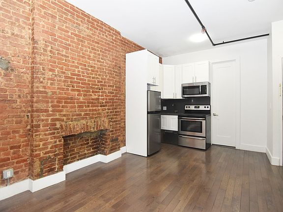 3rd image of 36 W 119th St #5B