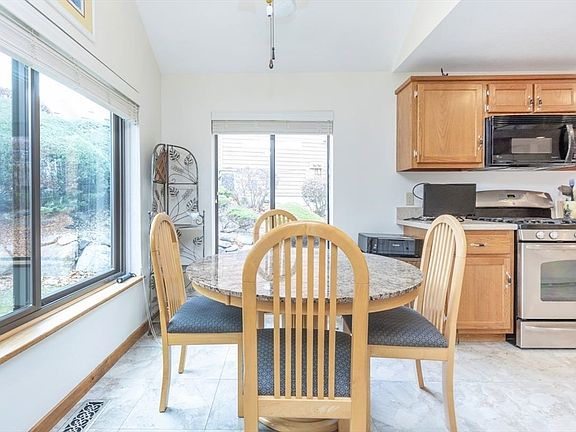 3rd image of 81 Clement Ct Unit 81
