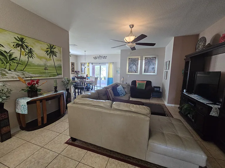 219 Cloverdale Rd — Photo 15
