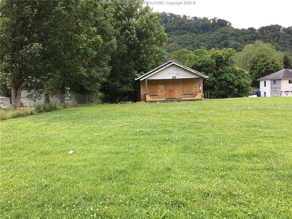 1st image of 104 Eskins Ave