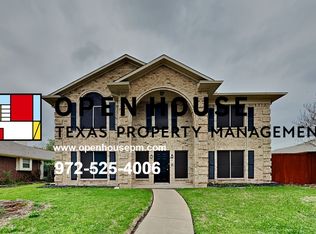 2117 Loretta Ln, Rowlett, TX 75088