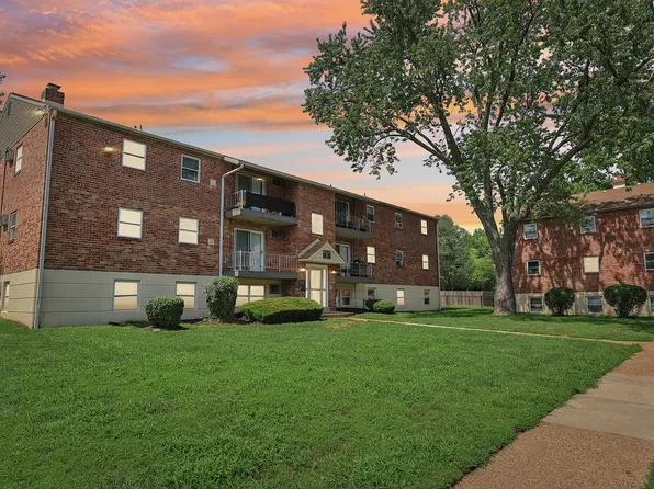 Hillside Pointe Apartments
