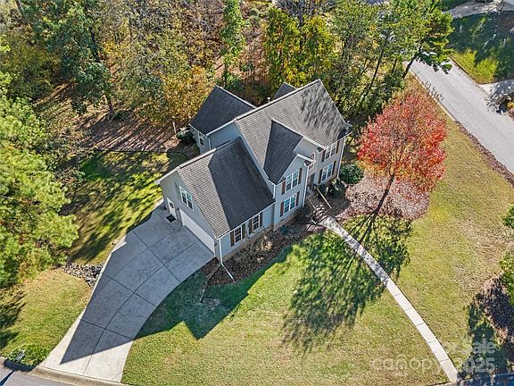 2nd image of 7729 Orchard Park Cir