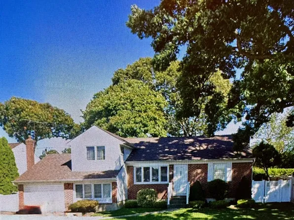 1183 Oakfield Avenue, Wantagh, NY 11793