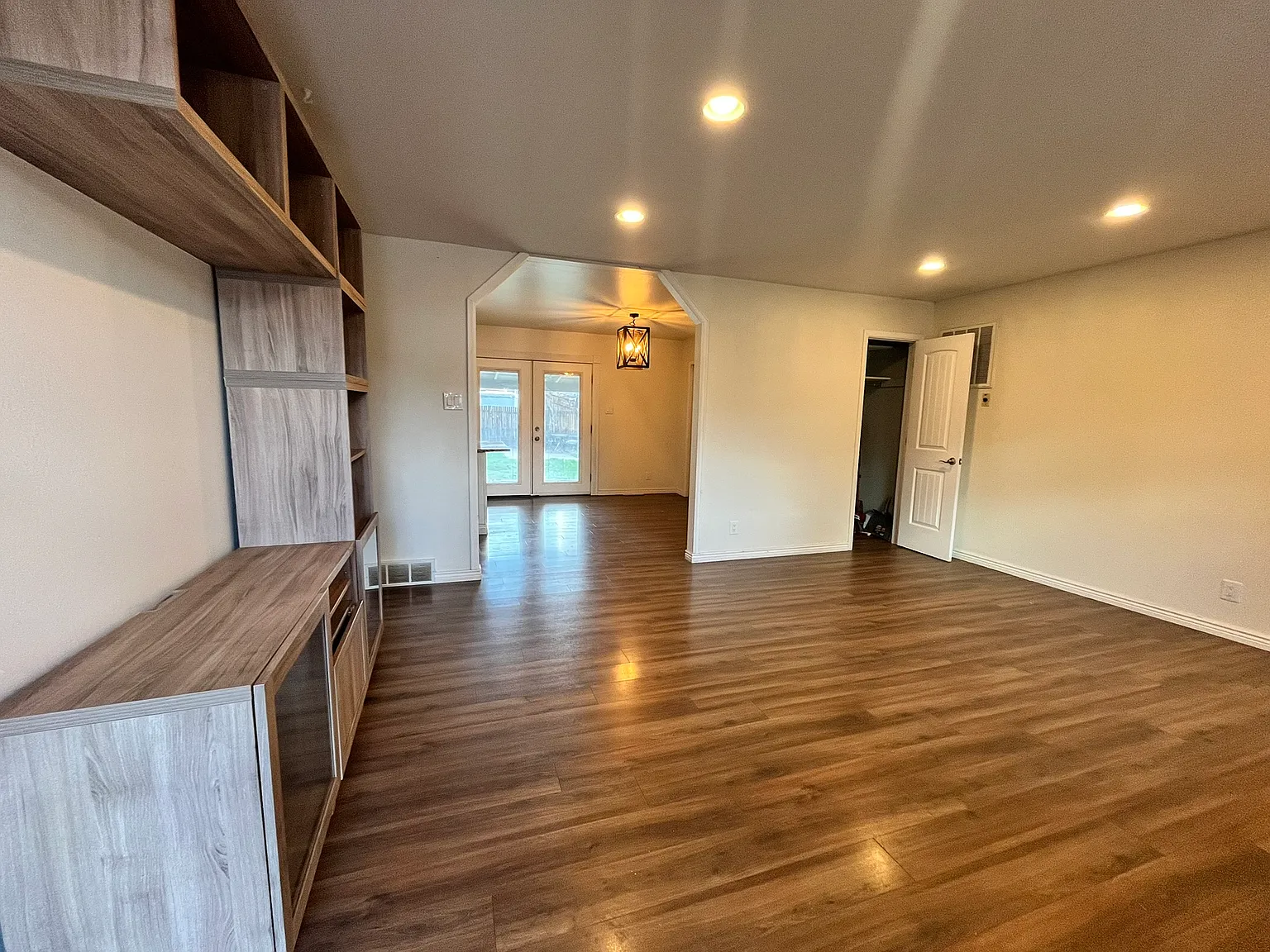 341 Orchard St — Photo 3