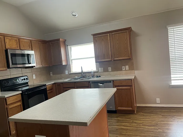 8748 Sagebrush Trl — Photo 14