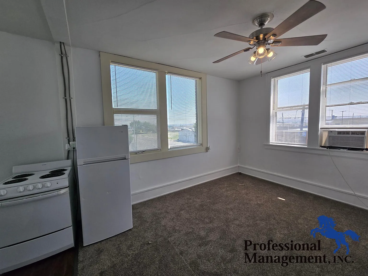 Studio, 500 sqft, $750 — Photo 4