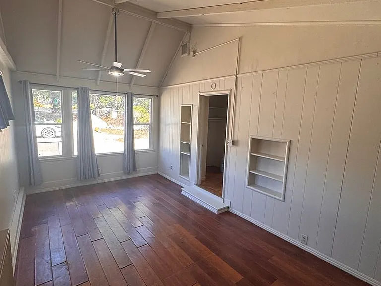 567 Hathway Ave — Photo 10
