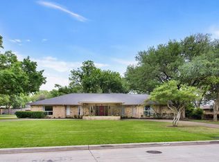 4326 Bobbitt Dr, Dallas, TX 75229