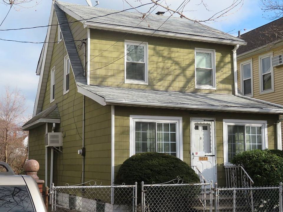 2nd image of 1677 E 52nd St