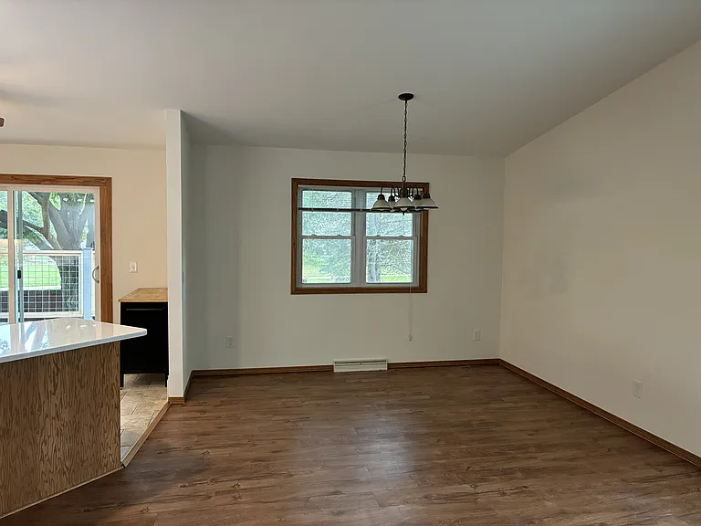 925 Sky Ridge Dr — Photo 6