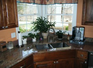 721 W Clayton Rd, Carbondale, IL 62901