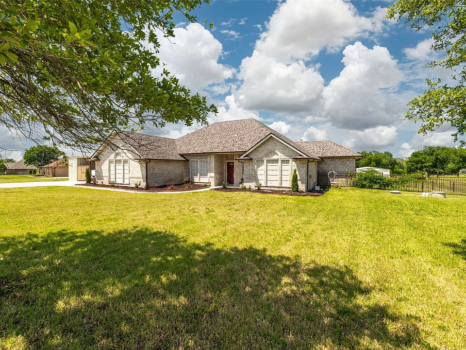 1st image of 861 Sylvan Creek Dr