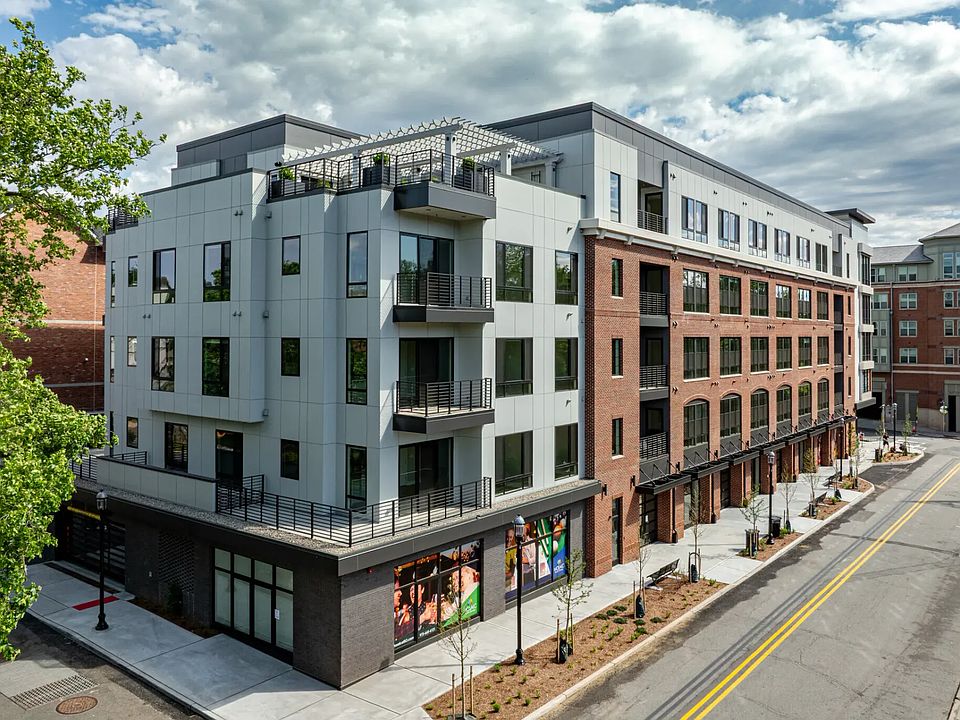 Building Photo 2