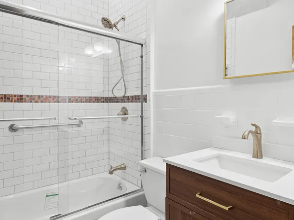 453 West 56th Street image 4 of 11