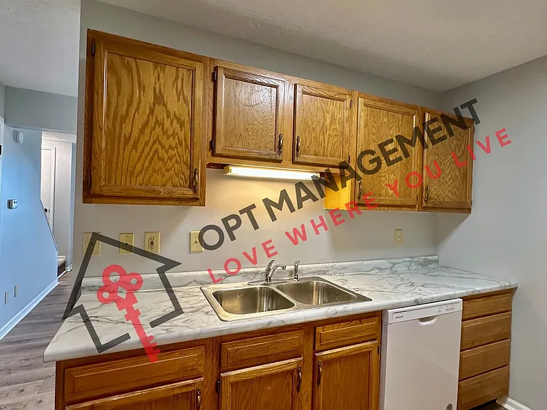 132 S 31st St #1 — Photo 9