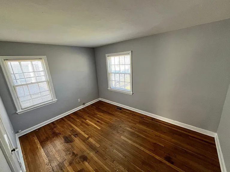 38 Westover St — Photo 12