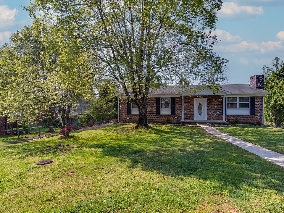 1st image of 9008 Stately Cir
