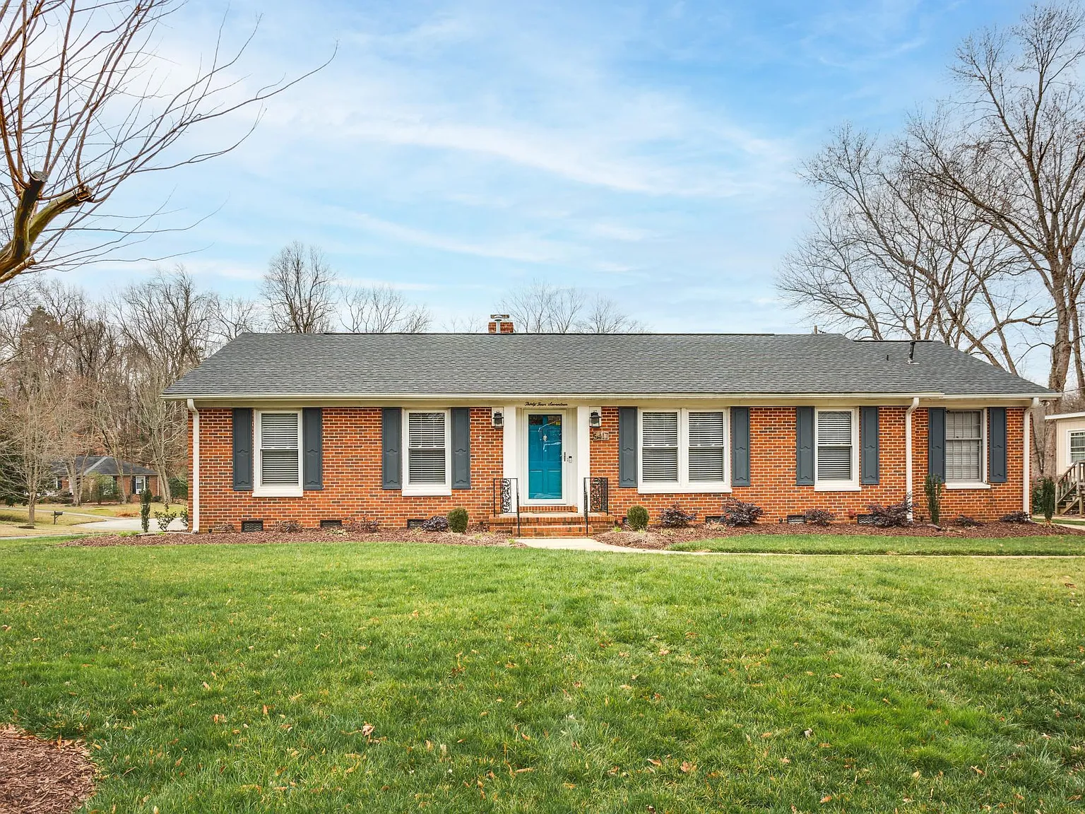 3417 Glouchester Ln — Photo 3