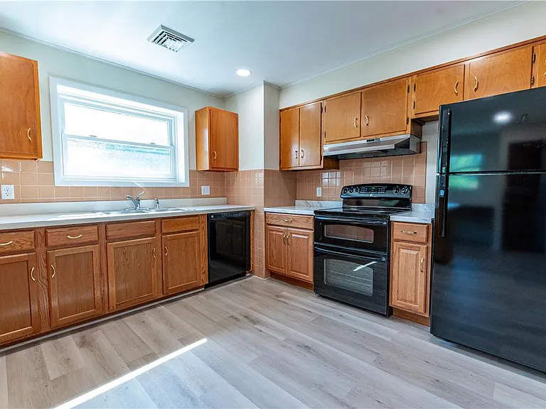 6350 Robin Ln — Photo 15