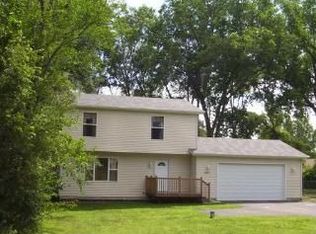 26391 Grass Lake Rd, Antioch, IL 60002