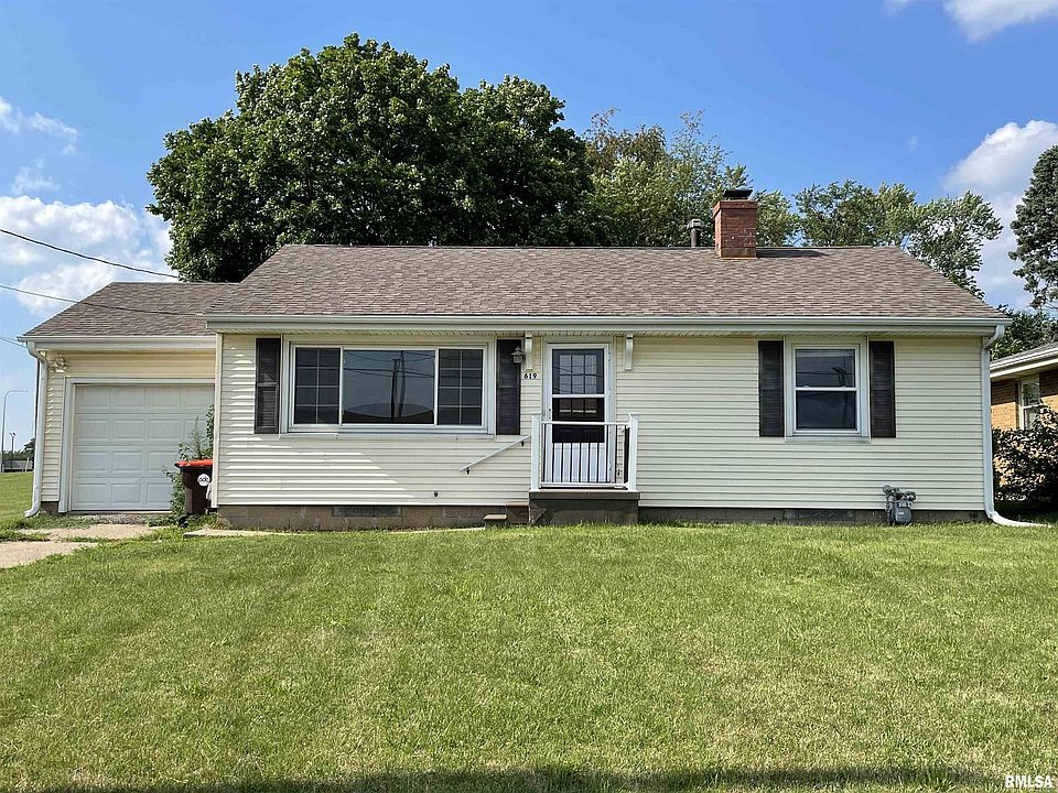 1st image of 619 W Somerset Ln