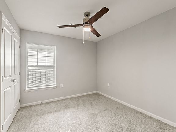 5th image of 7508 Ross Rd #2-2108