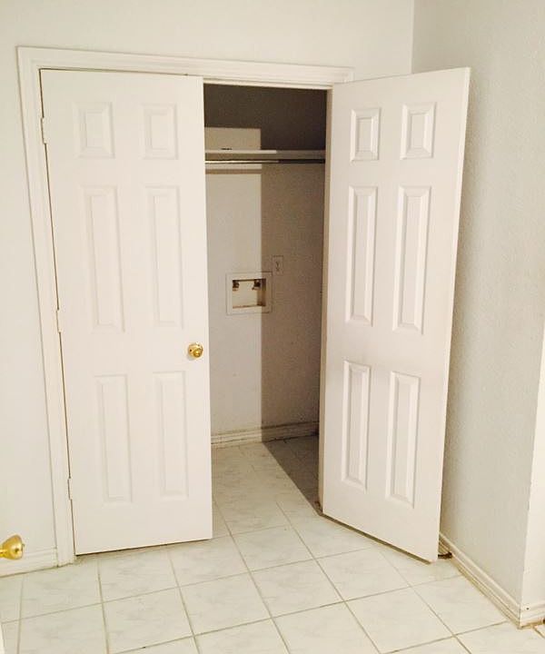 1st image of 1341 E Allen Ave