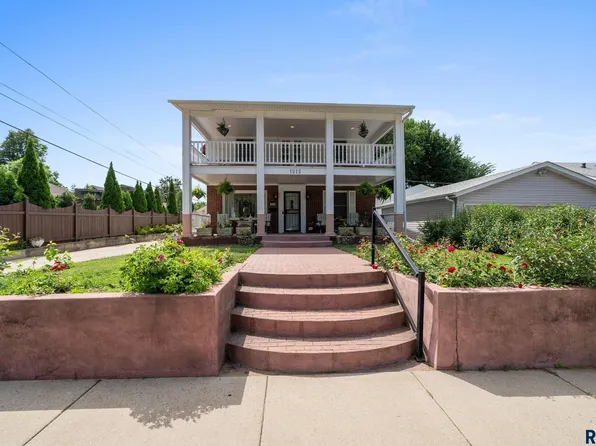 1215 S 5th Ave, Sioux Falls, SD 57105