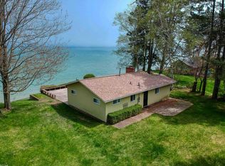 3894 Lakeshore Rd, Deckerville, MI 48427