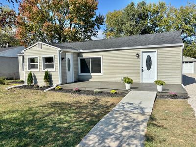 2745 Mechanic St, Oregon, OH, 43616
