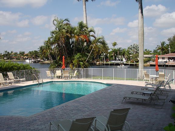 5th image of 1881 Middle River Dr APT 404