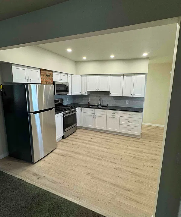 829 Foster Ave #1