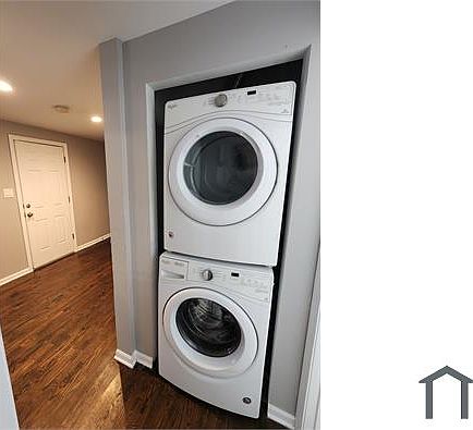 4th image of 4618 S Lake Park Ave