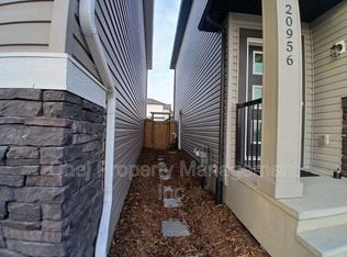 20956 19th Ave NW, Edmonton, AB T6M0X8