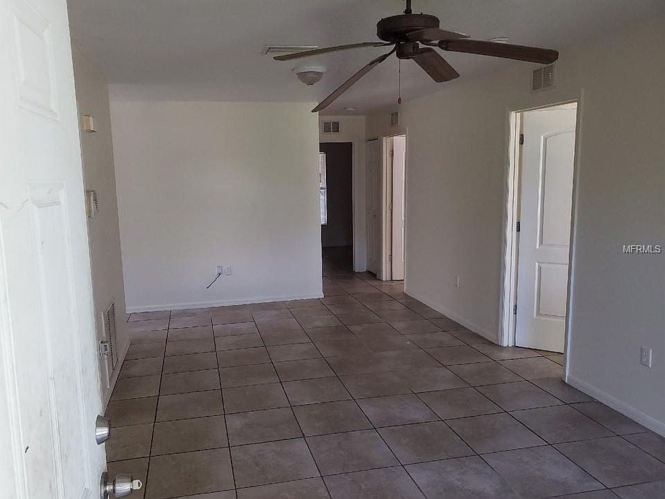 2nd image of 531 12th Street Dr W