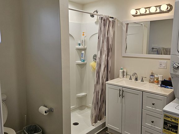 5th image of 6258 Craner Ave