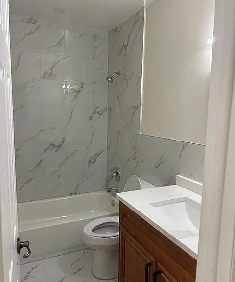 7801 NW 35th Ct #4 — Photo 5