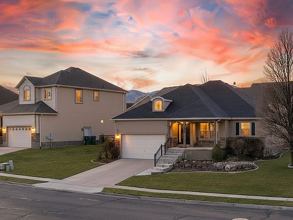 3rd image of 6174 W Apollo Way