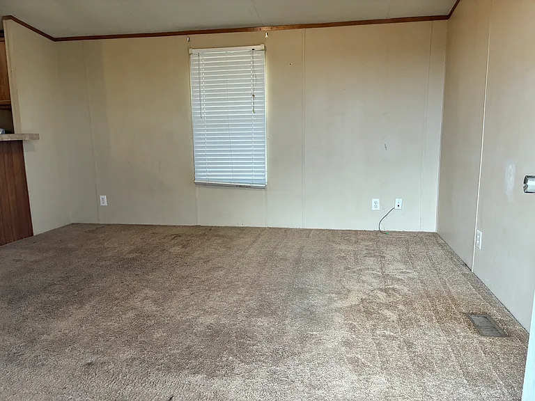 1022 S Roosevelt Rd S — Photo 6