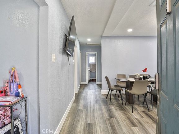 4th image of 2429 Serrano Rd