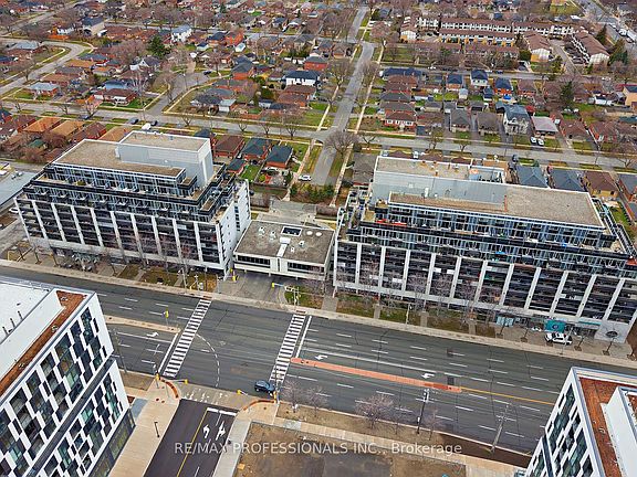 3rd image of 1040 The Queensway #704