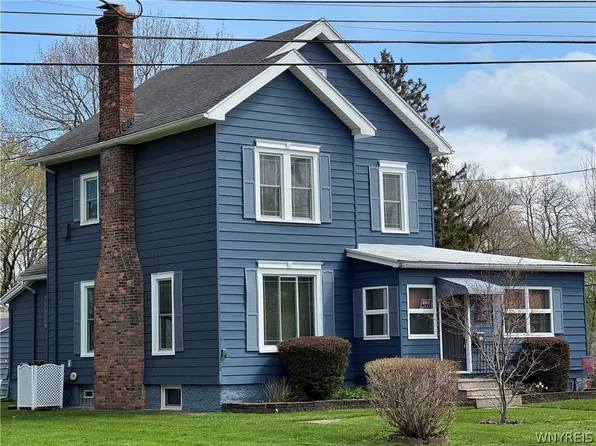 2570 Saint Paul Blvd, Rochester, NY 14617