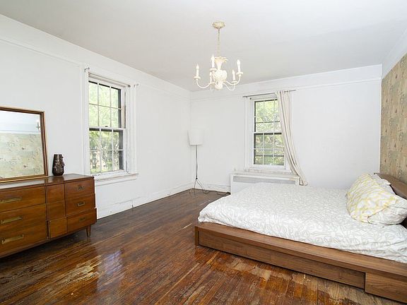 3rd image of 33-39 80th St APT 21
