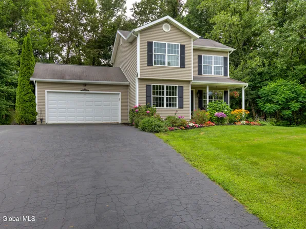 10 Eagles Way, Saratoga, NY 12871